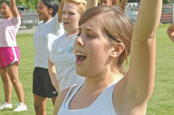 06-09-05CheerTennis 075