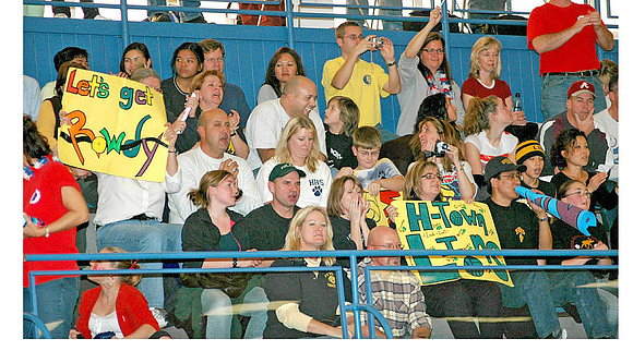 06-11-04VolleyballFinals 139