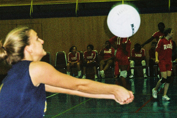 F1000006