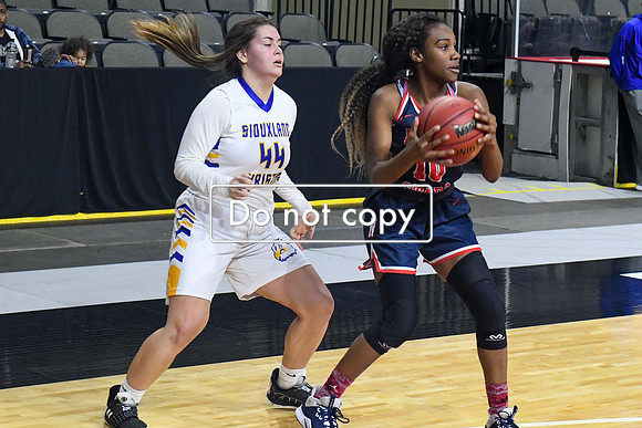 GEN_9982