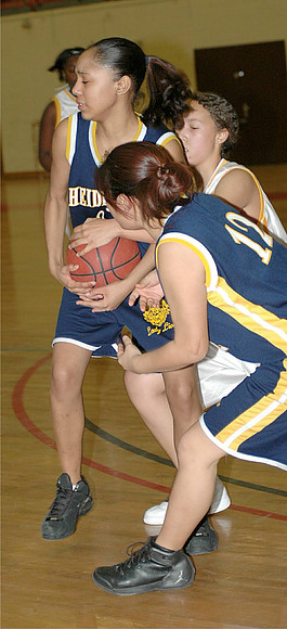 MHSgirlsBball 023
