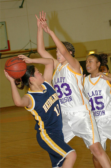 MHSgirlsBball 025