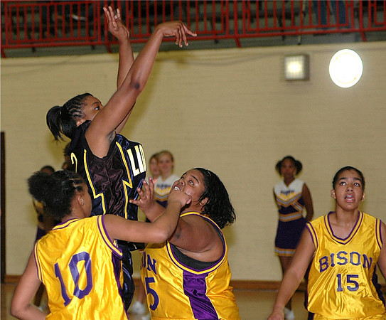 MHSgirlsBball 042