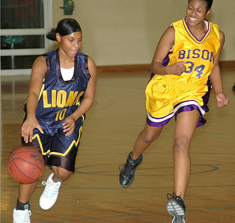 MHSgirlsBball 063