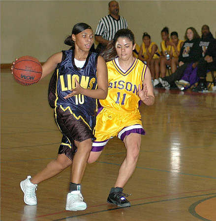 MHSgirlsBball 065