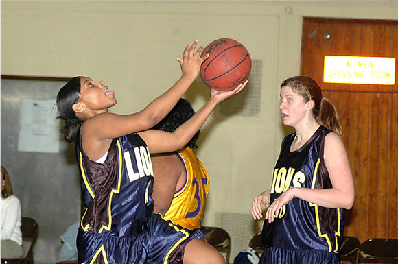 MHSgirlsBball 066