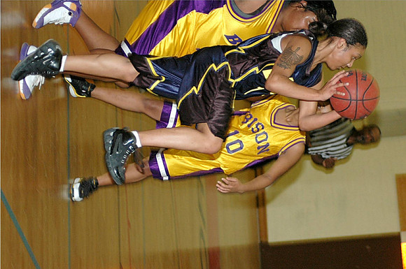 MHSgirlsBball 043