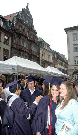HHSBaccalaureate2006 179
