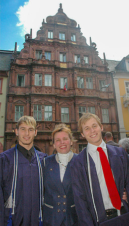 HHSBaccalaureate2006 216