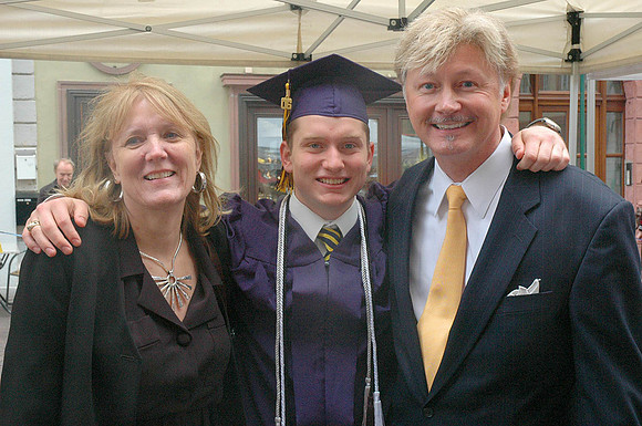 HHSBaccalaureate2006 239