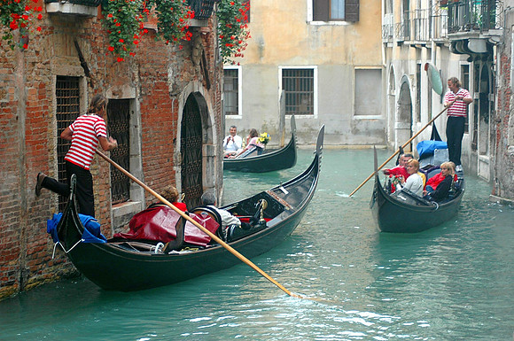 06-09-16VeniceGondolasDay3 411