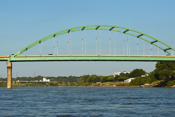 GEN_5744
