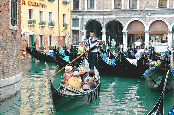 06-09-16VeniceGondolasDay3 124